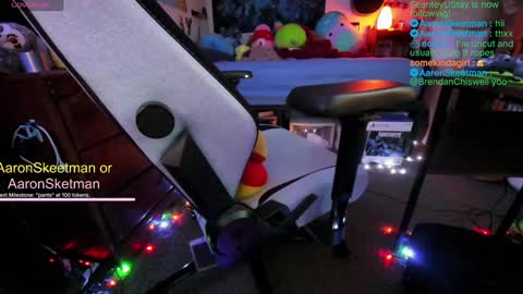 Snapshot of aaronskeetman chatting on 20, 1, 2025 Aaron Skeetman online show from 20, 1, 2025