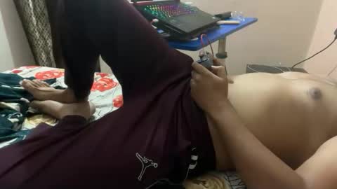 Snapshot of aaryan_sexoo chatting on 15, 9, 2025 aaryan_sexoo online show from 15, 9, 2025