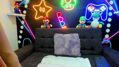 Snapshot of aashleytaylor chatting on 11, 2, 2025 AASHLEY online show from 11, 2, 2025