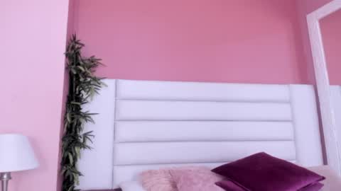 Snapshot of abbey_walker chatting on 5, 2, 2025 abbey_walker online show from 5, 2, 2025