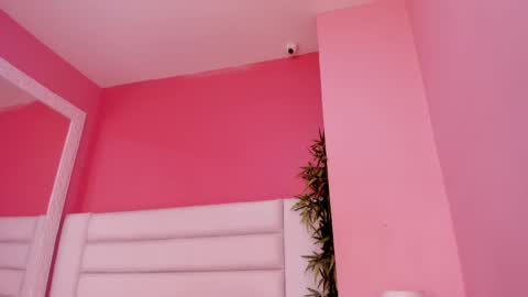 Snapshot of abbey_walker chatting on 4, 3, 2025 abbey_walker online show from 4, 3, 2025