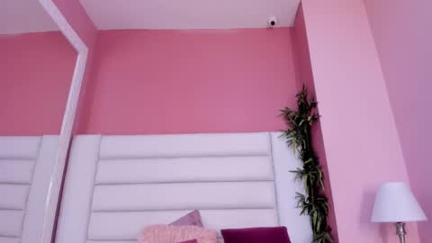 Snapshot of abbey_walker chatting on 6, 3, 2025 abbey_walker online show from 6, 3, 2025