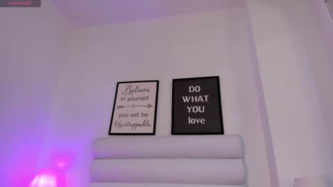 Snapshot of abbey_walker chatting on 19, 1, 2026 abbey_walker online show from 19, 1, 2026