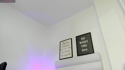 Snapshot of abbey_walker chatting on 27, 2, 2026 abbey_walker online show from 27, 2, 2026