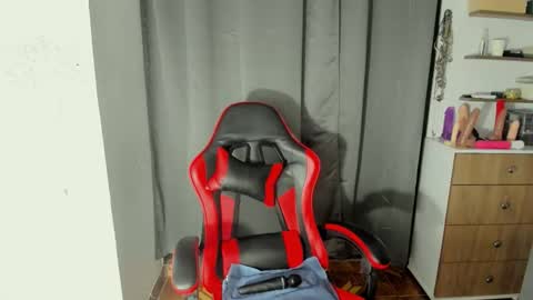 Martina online show from 4, 4, 2026