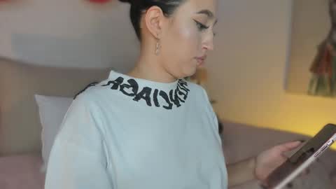 abbie online show from 18, 11, 2025