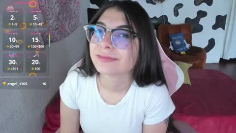 April online show from 26, 10, 2025