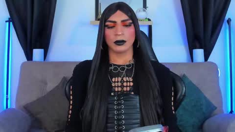 Abbigail Fuster  online show from 29, 5, 2026