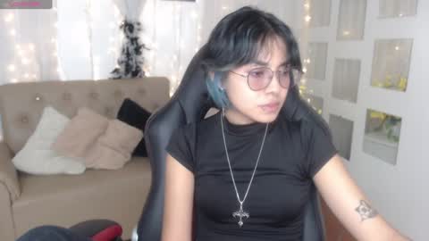 Snapshot of abbiross chatting on 8, 1, 2025 Abbi online show from 8, 1, 2025