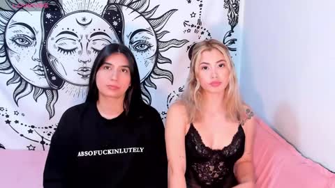 Snapshot of abby_and_lana chatting on 24, 2, 2025    ABBY  LANNA     online show from 24, 2, 2025