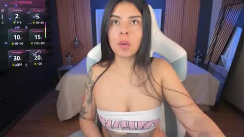 Snapshot of abby_fox7 chatting on 17, 10, 2025 abby_fox7 online show from 17, 10, 2025
