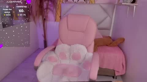 Snapshot of abby_piink chatting on 27, 4, 2026 ABBY online show from 27, 4, 2026