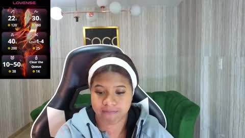 Snapshot of abby_t_ chatting on 14, 10, 2025 abby online show from 14, 10, 2025