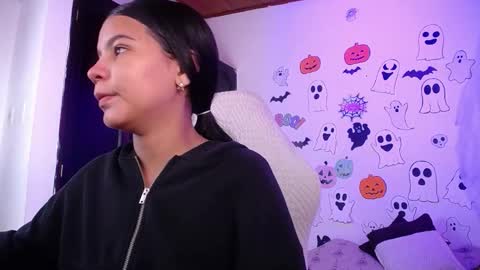 Snapshot of abby_tgn chatting on 17, 10, 2025 ABBY online show from 17, 10, 2025
