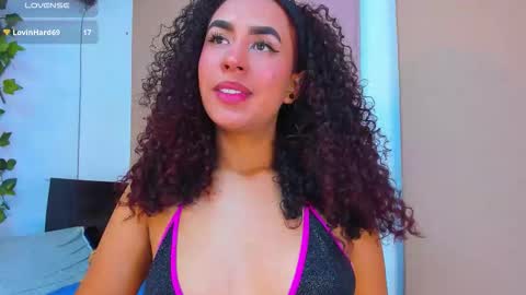 Snapshot of abbyblairs3 chatting on 28, 11, 2025 ---Abby--- online show from 28, 11, 2025