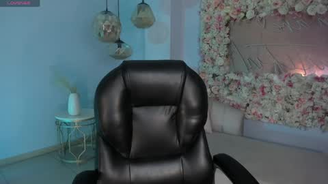 Snapshot of abbydalton chatting on 19, 4, 2026 Abby Dalton online show from 19, 4, 2026