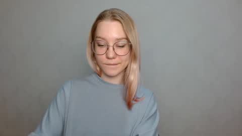 Abby Lovense is active online show from 8, 1, 2025