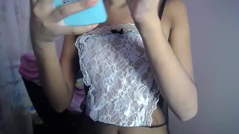 Snapshot of abbywinter18 chatting on 11, 9, 2025 abbywinter18 online show from 11, 9, 2025