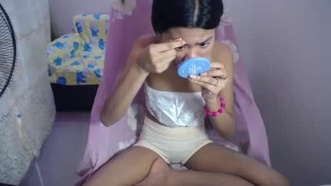 Snapshot of abbywinter18 chatting on 13, 9, 2025 abbywinter18 online show from 13, 9, 2025