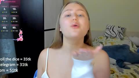 Snapshot of abbywyte chatting on 23, 2, 2025 Abby    Stream at Sat  Sun  Mon  Fri online show from 23, 2, 2025