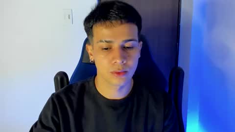 Independence model AbelAsburgo online show from 15, 1, 2025