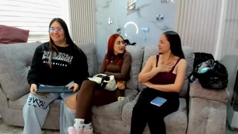 abella_as_ online show from 16, 3, 2026