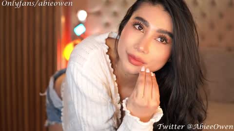 abie_owen online show from 15, 1, 2025