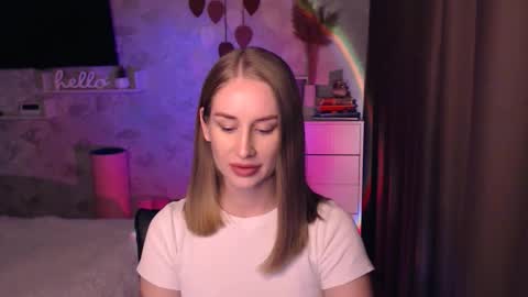 Anna online show from 8, 10, 2025