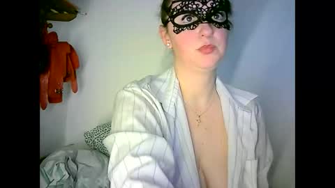 GoldenFish online show from 21, 2, 2025