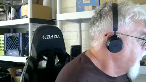 Snapshot of abigspermdonor chatting on 20, 10, 2025 abigspermdonor online show from 20, 10, 2025