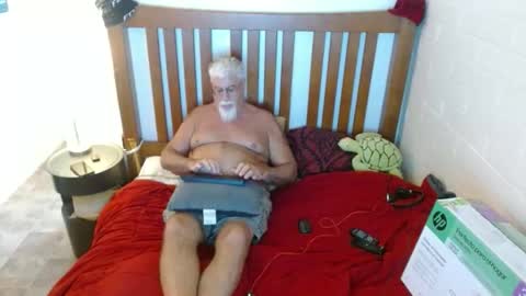 Snapshot of abigspermdonor chatting on 23, 10, 2025 abigspermdonor online show from 23, 10, 2025