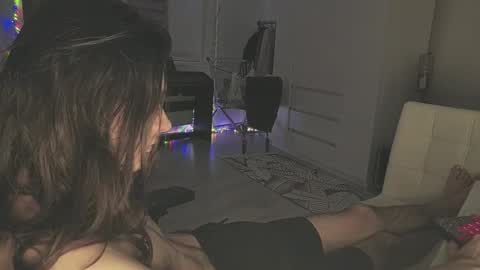 hi  cum in pvt noi extra tip online show from 16, 11, 2025