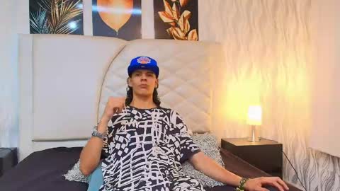 Snapshot of abravanel_sefardi chatting on 16, 5, 2026 Abrovanel online show from 16, 5, 2026