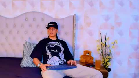 Snapshot of abravanel_sefardi chatting on 1, 7, 2026 Abrovanel online show from 1, 7, 2026