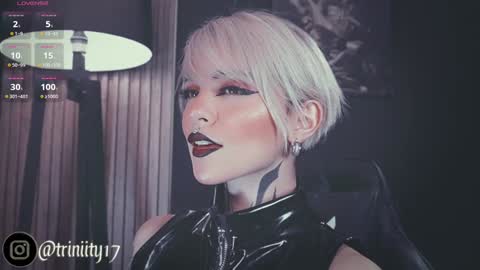 Snapshot of abril__colen chatting on 26, 12, 2024 April online show from 26, 12, 2024