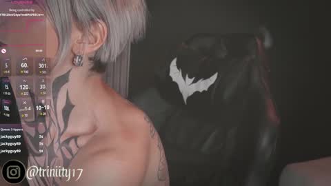 Snapshot of abril__colen chatting on 1, 1, 2025 April online show from 1, 1, 2025