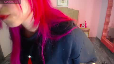 abril_ch_ online show from 9, 9, 2025