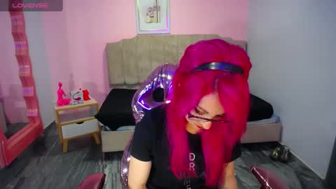 abril_ch_ online show from 11, 9, 2025