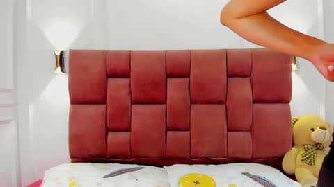 Snapshot of abril_jones10 chatting on 7, 1, 2025 Abril jones online show from 7, 1, 2025