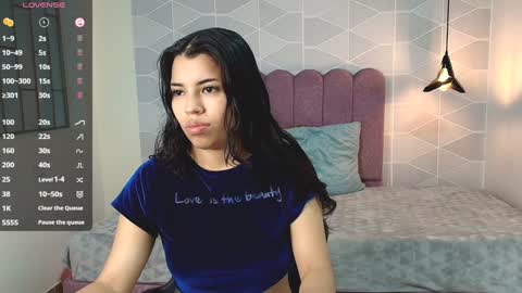 ABRIL MATTHEWS online show from 23, 12, 2024