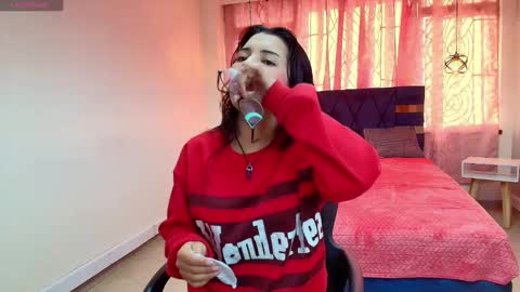 ABRIL MATTHEWS online show from 2, 3, 2025