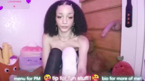 Peach online show from 12, 2, 2026