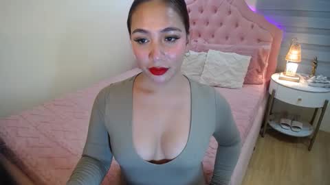 Snapshot of absolutely_gurjuice69 chatting on 17, 11, 2025 Hope online show from 17, 11, 2025