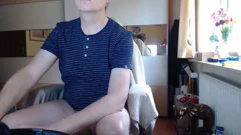 Snapshot of ach471 chatting on 1, 11, 2025 ach471 online show from 1, 11, 2025