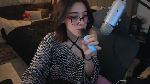 Snapshot of acidkaos chatting on 4, 12, 2025 Lana 3 online show from 4, 12, 2025