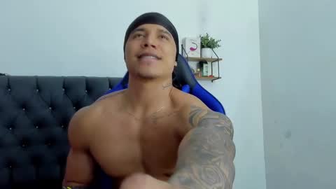 adam boss online show from 29, 11, 2025