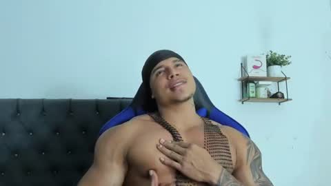 adam boss online show from 19, 6, 2026
