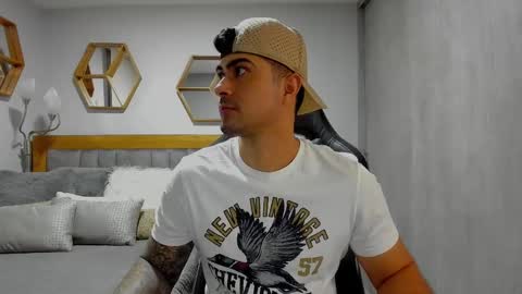 Snapshot of adam_clarke chatting on 19, 1, 2025 adam clarke online show from 19, 1, 2025