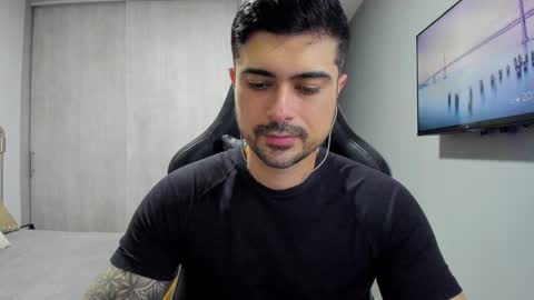 Snapshot of adam_clarke chatting on 1, 2, 2025 adam clarke online show from 1, 2, 2025