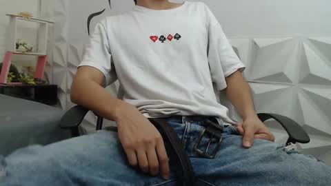 adam_evehotroom online show from 1, 3, 2025